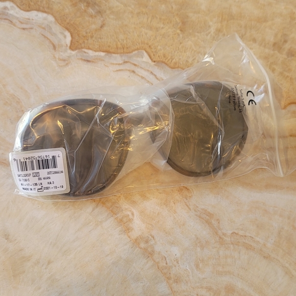 Givenchy 61mm Gradient Round Sunglasses - Picture 9 of 12